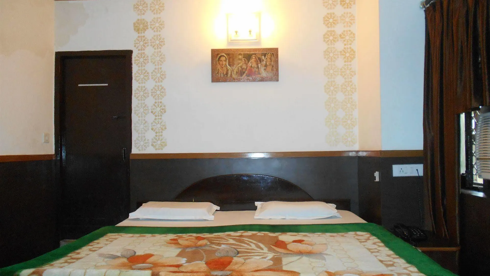 Hotel Ajay International Agra